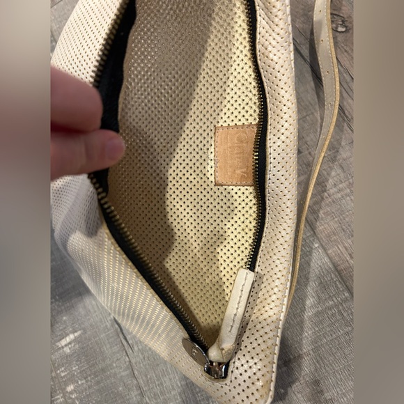 Clare V cream perf grande Fanny - Picture 6 of 9